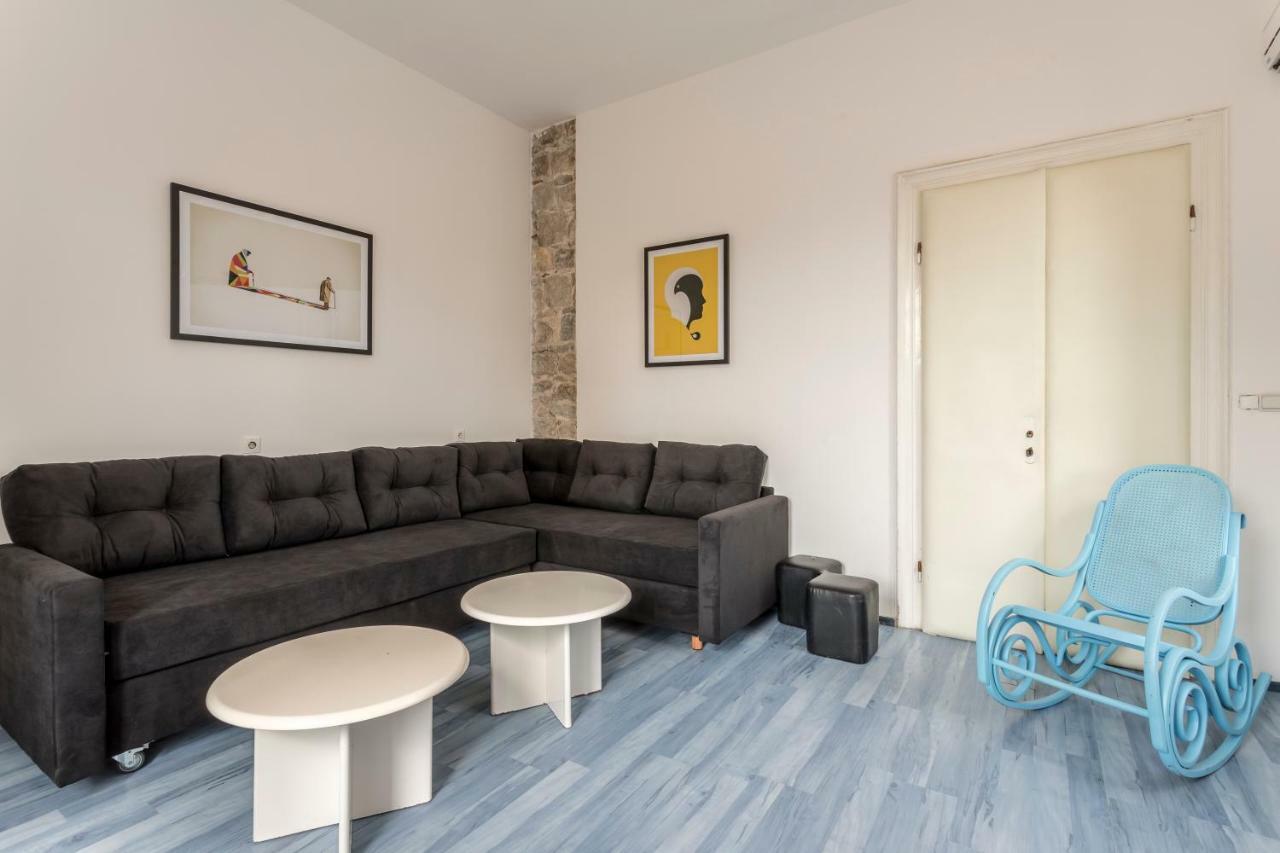 Palace View Apartman *